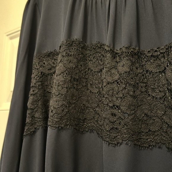 LOFT multi-media blouse - Picture 3 of 5